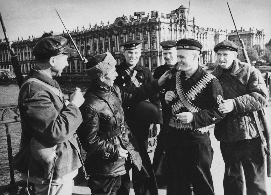 Патрульный отряд в блокадном Ленинграде. 1942 год